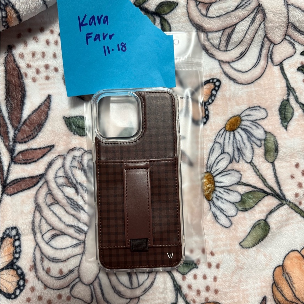 Cafe Gingham Walli iPhone 16 Pro Max